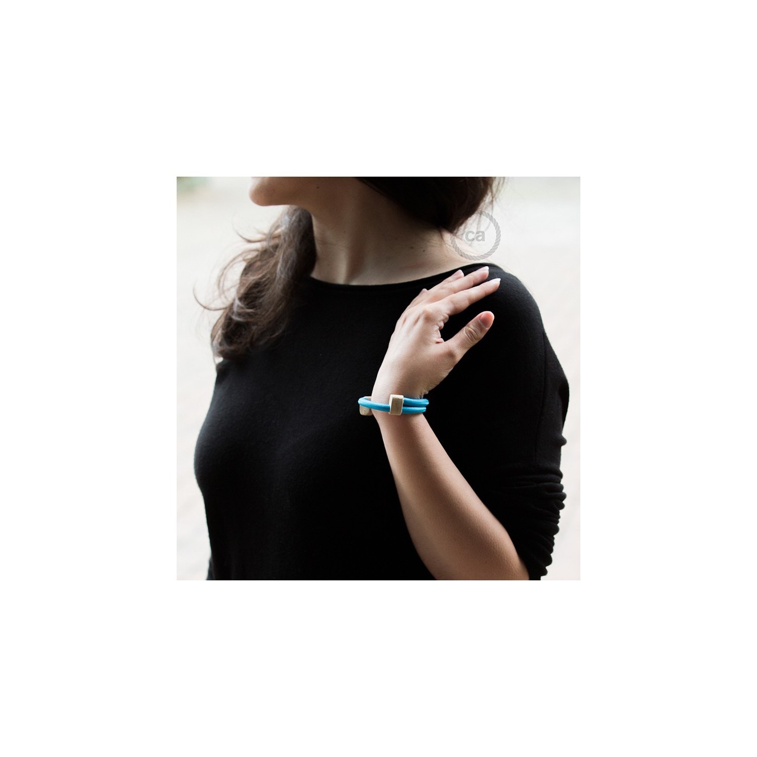 Creative-Bracelet in Rayon solid color turquoise fabric RM11. Wood sliding fastening. Made in Italy.