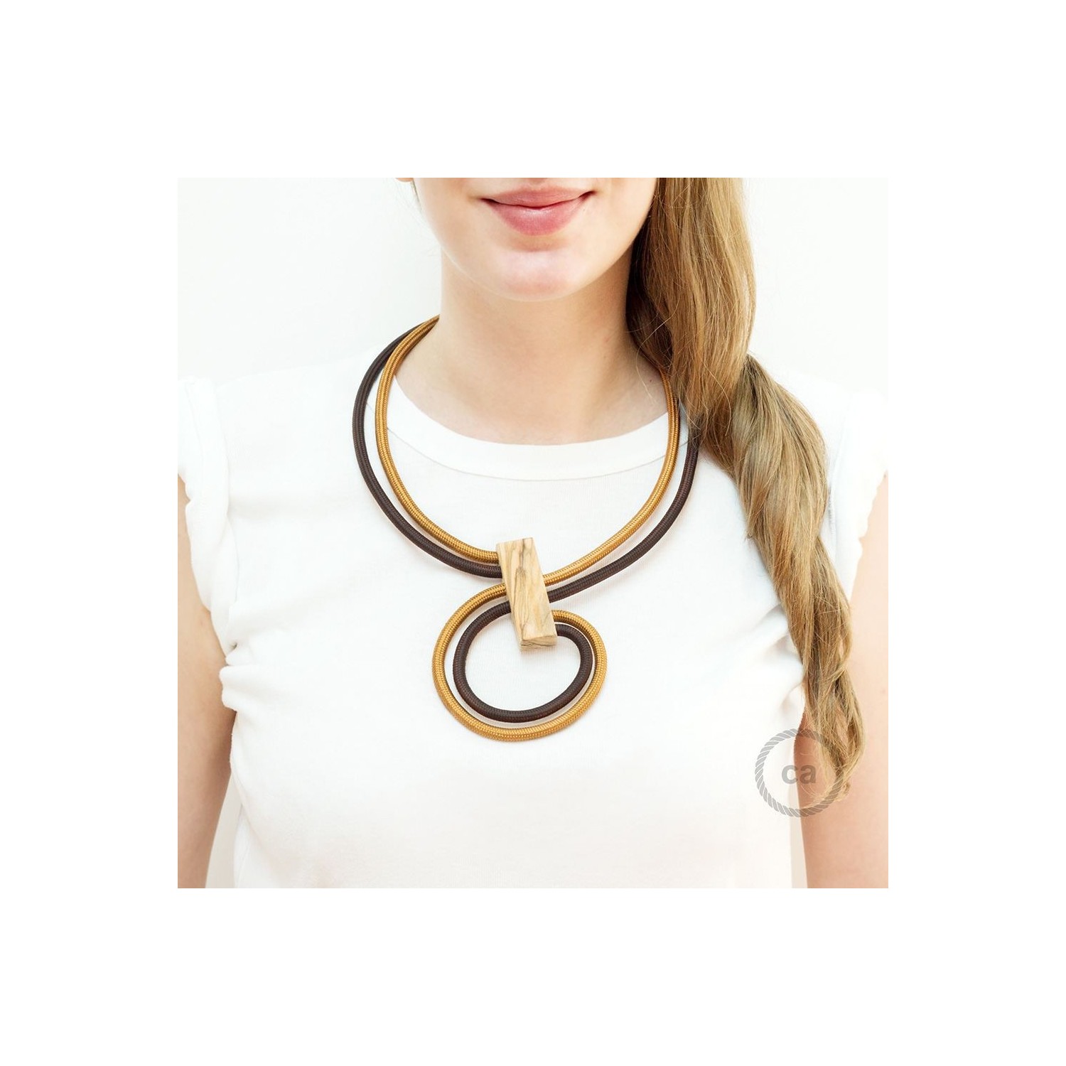 Infinity necklace adjustable bicolor Whiskey RM22 and Brown RM13.