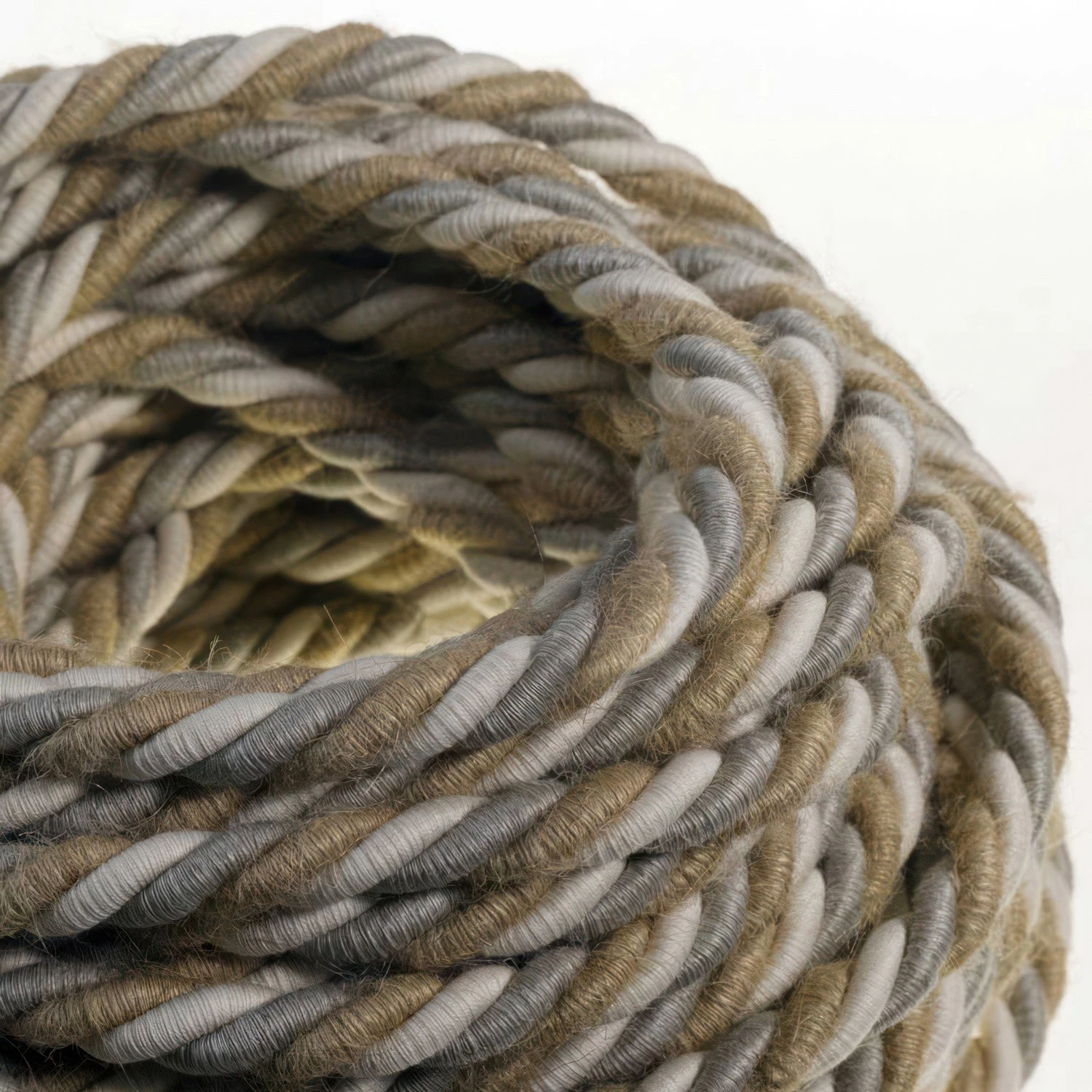 XL electrical cord, electrical cable 3x0,75. Natural linen, cotton fabric and jute covering Country. Diameter 16mm.