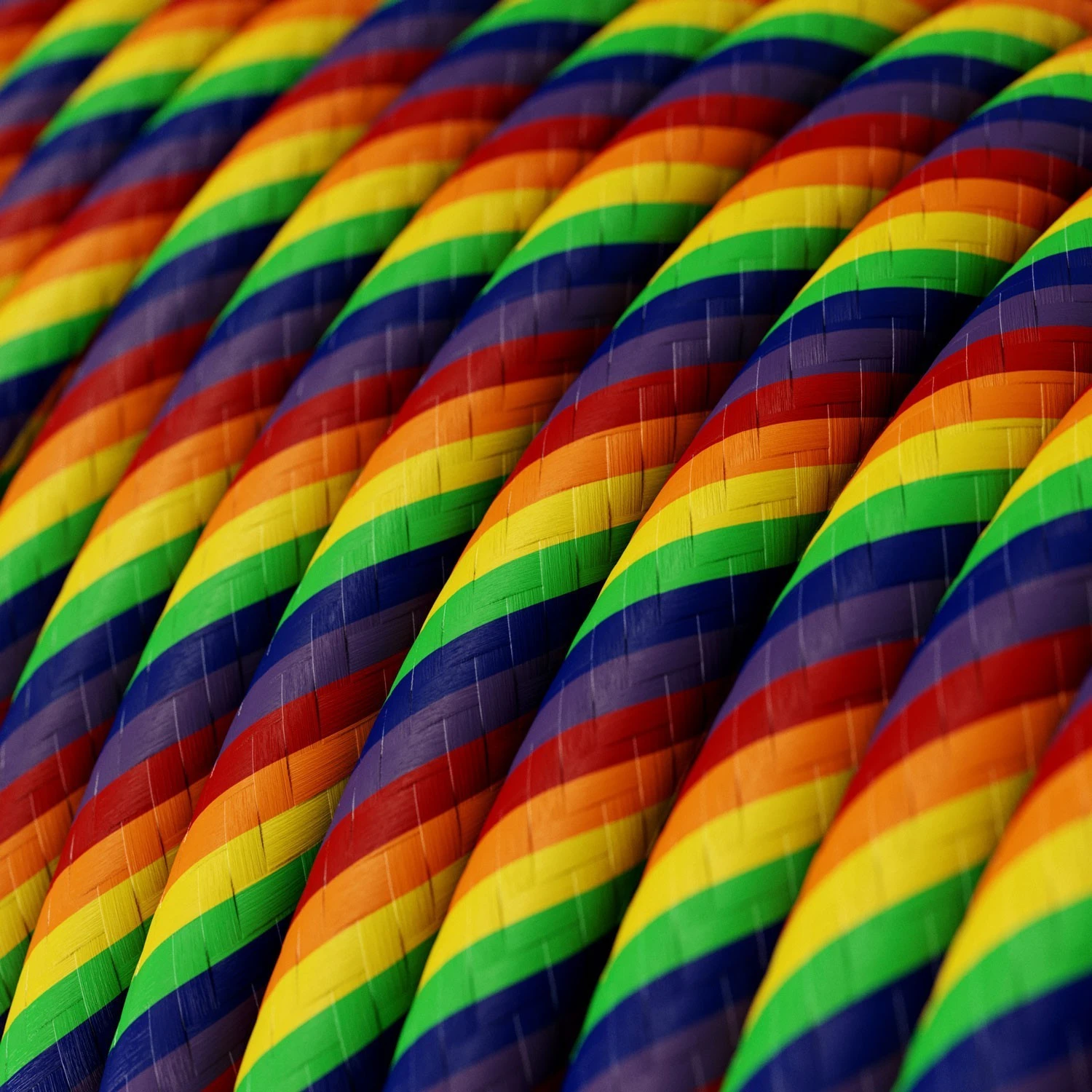 Round Electric Vertigo HD Cable covered by Rainbow fabric ERM68