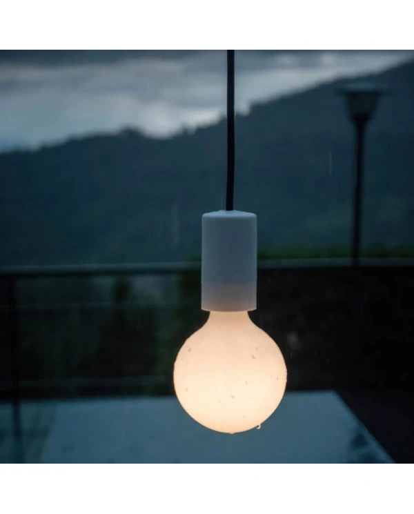 EIVA ELEGANT Outdoor pendant lamp with 1,5 mt textile cable, silicone ceiling rose and lamp holder IP65 water resistant