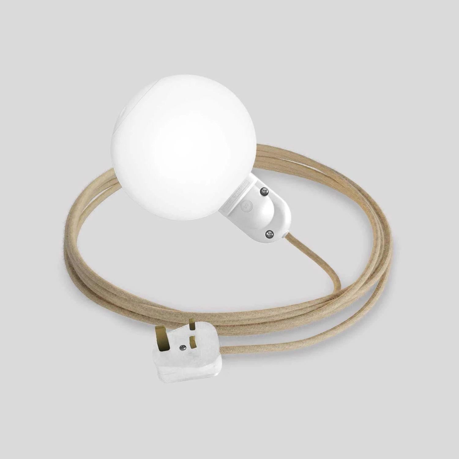 EIVA IP65 plug-in outdoor lamp with UK plug and unbreakable Unbreak-a-Ball shade