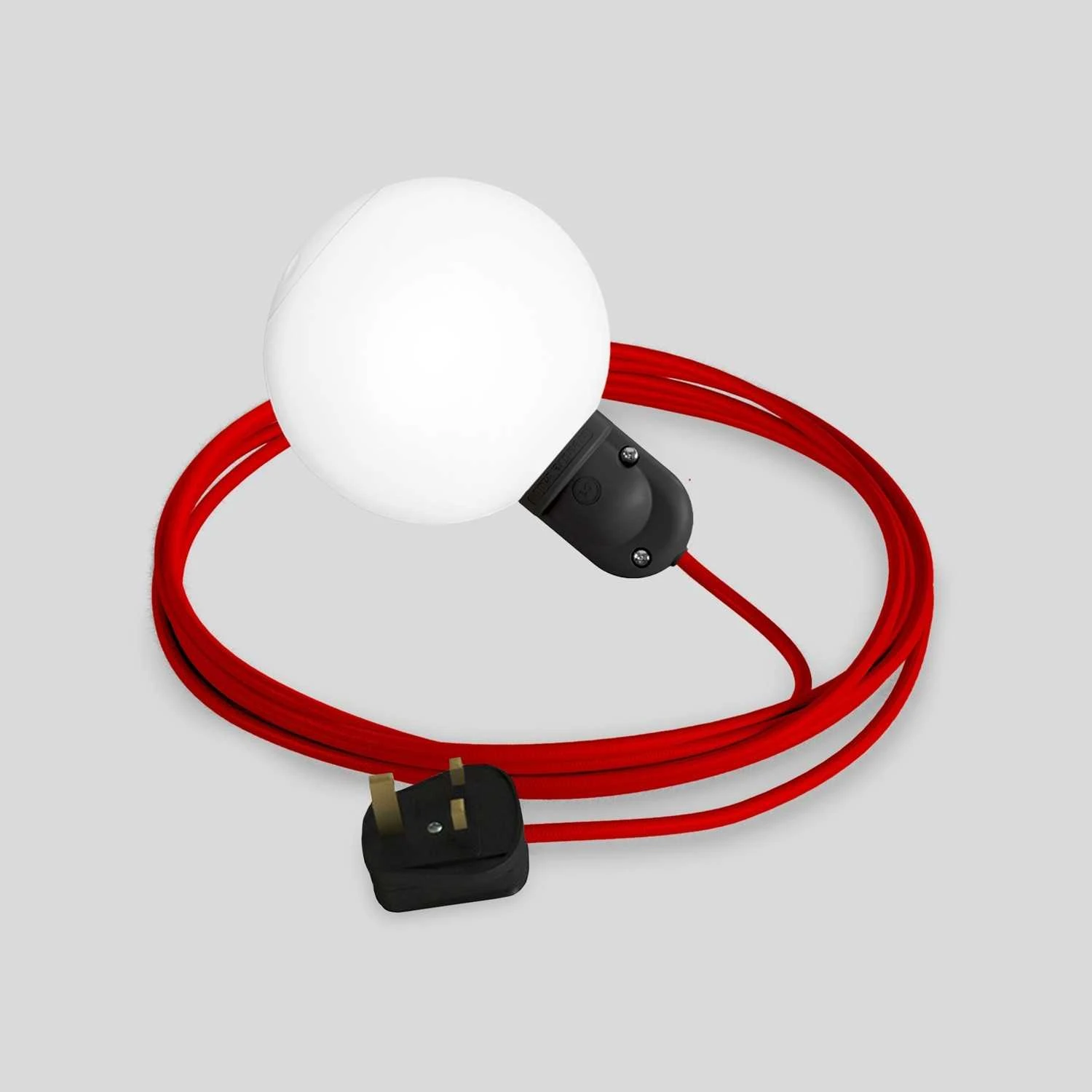 EIVA IP65 plug-in outdoor lamp with UK plug and unbreakable Unbreak-a-Ball shade
