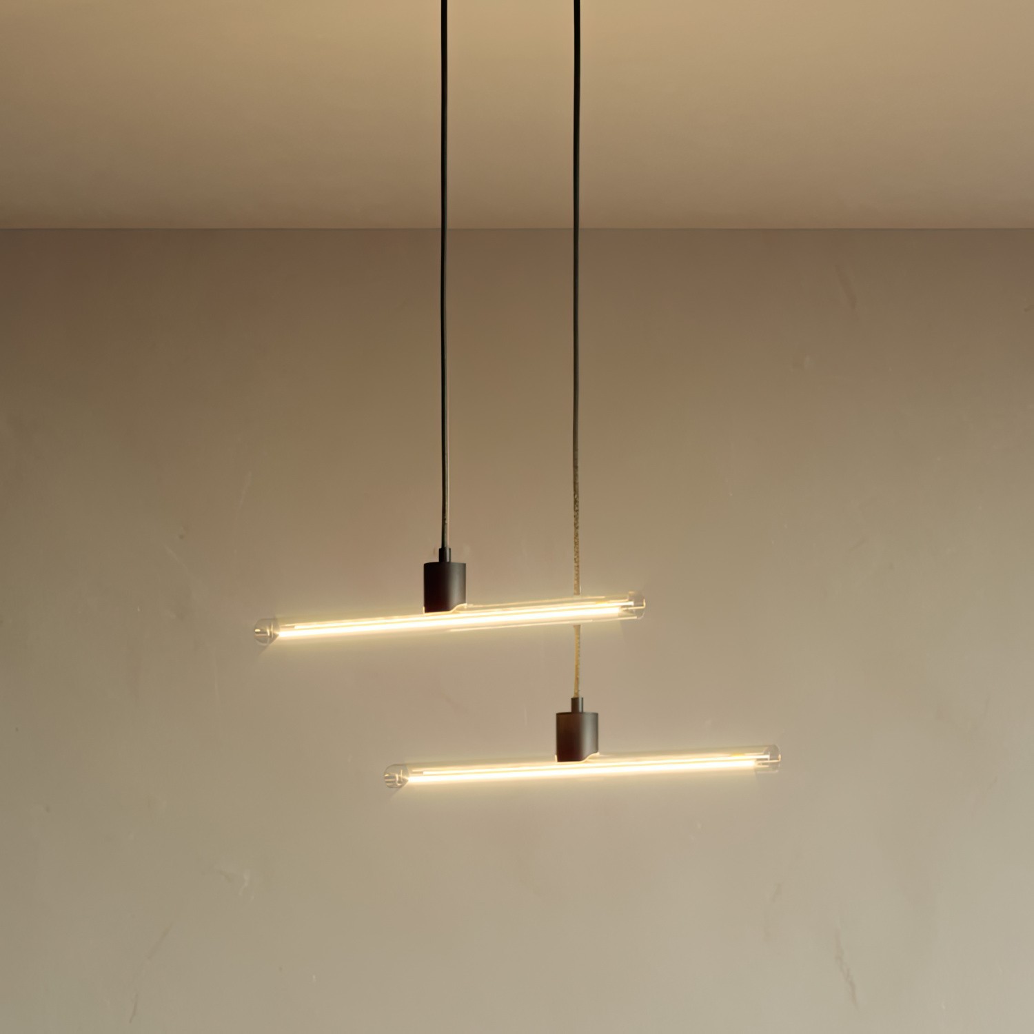 Esse14 suspension lamp with S14d fitting
