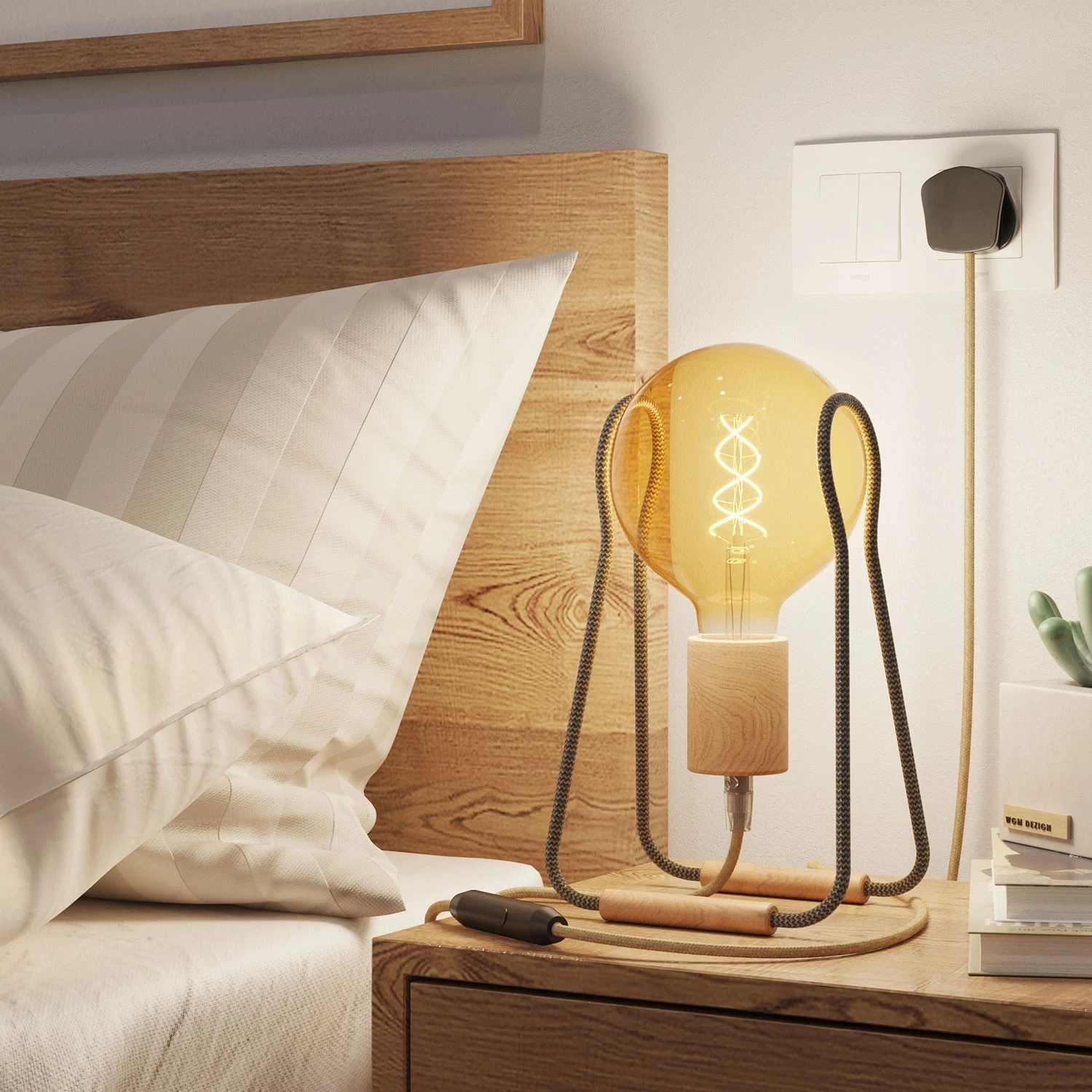 Taché Wood, table lamp complete with a fabric cable, switch and UK plug