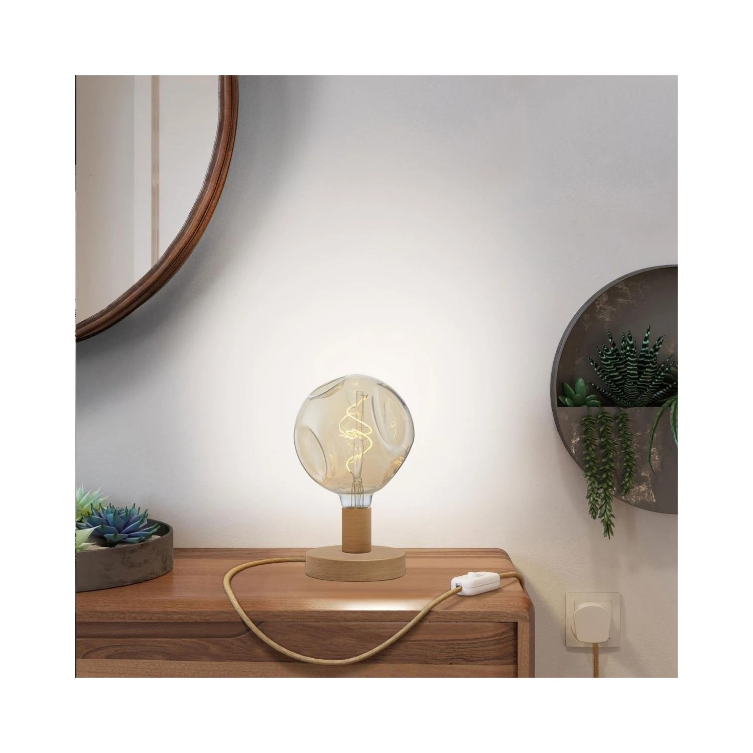 Posaluce Bumped Wooden Table Lamp