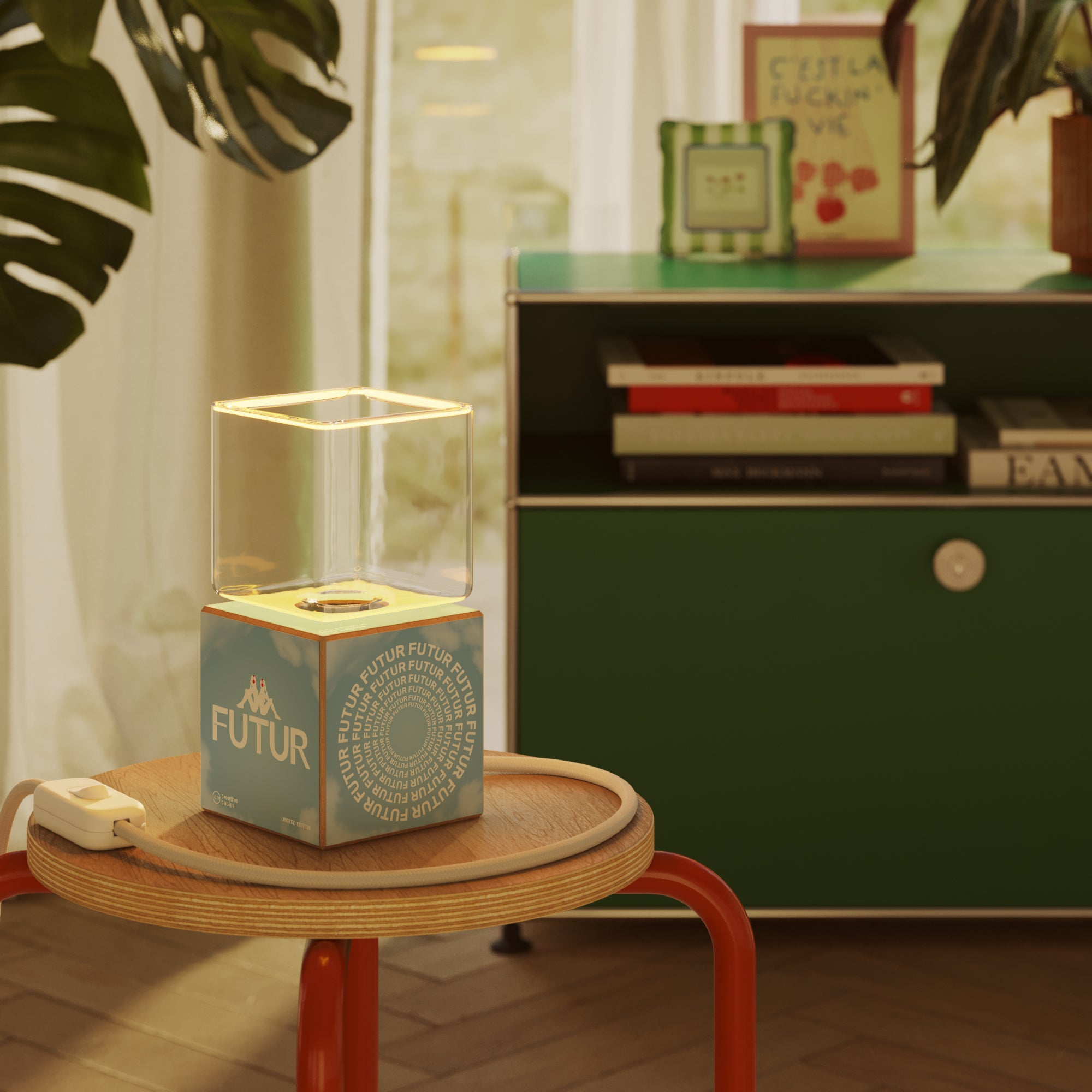 Cubetto table lamp "Futur" with UK plug and Ghost light bulb - Futur Festival