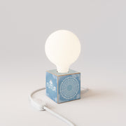 Cubetto table lamp "Futur" with English Plug and porcelain-effect globe Light bulb - Futur festival