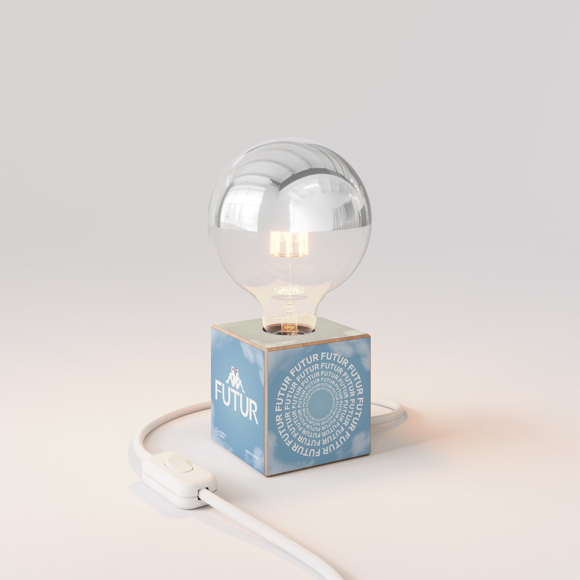 Cubetto table lamp "Futur" with UK Plug and half-silvered globe Light bulb - Futur Festival