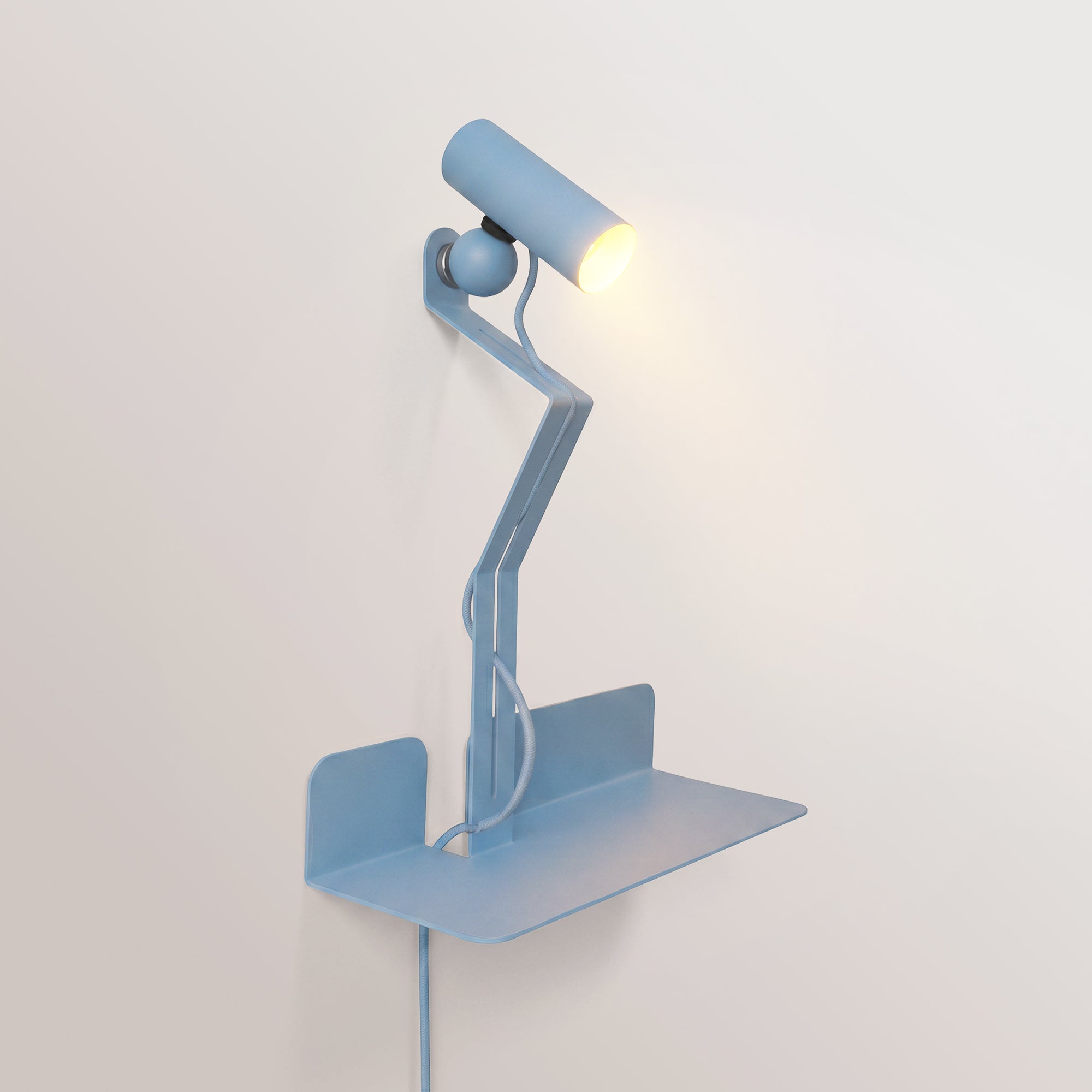 Lampada da parete con mensola, faretto magnetico orientabile e spina UK - Murio Tubo - Blu