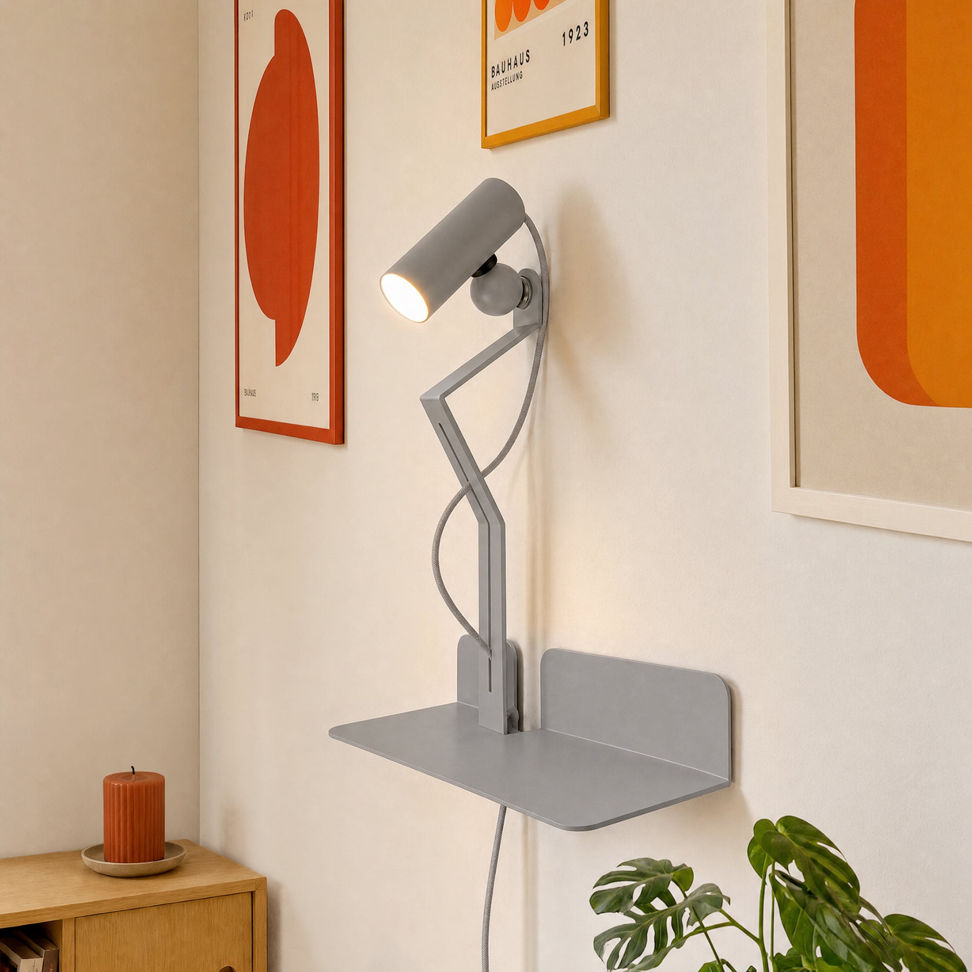 Lampada da parete con mensola, faretto magnetico orientabile e spina UK - Murio Tubo - Grigio