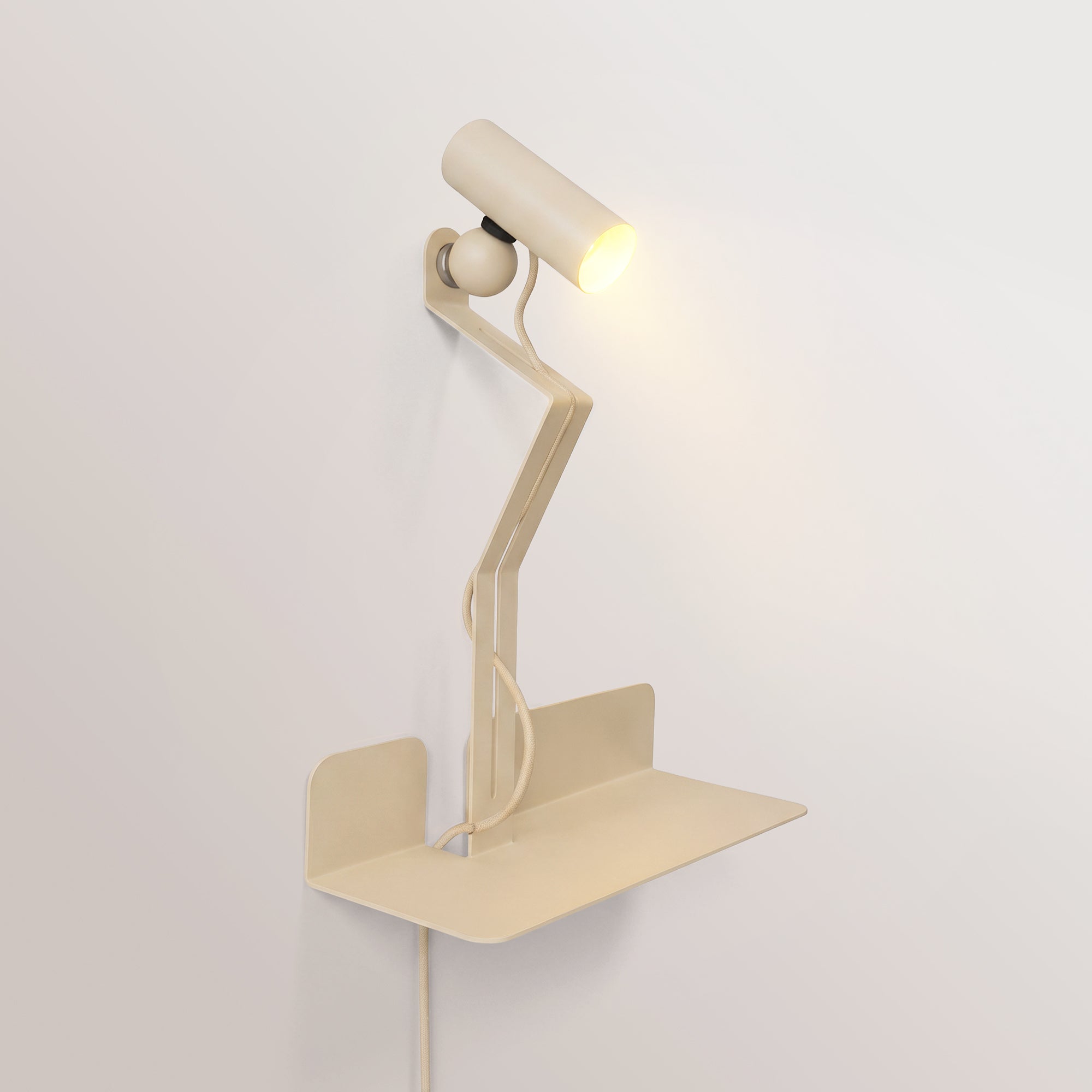 Lampada da parete con mensola, faretto magnetico orientabile e spina UK - Murio Tubo - Panna