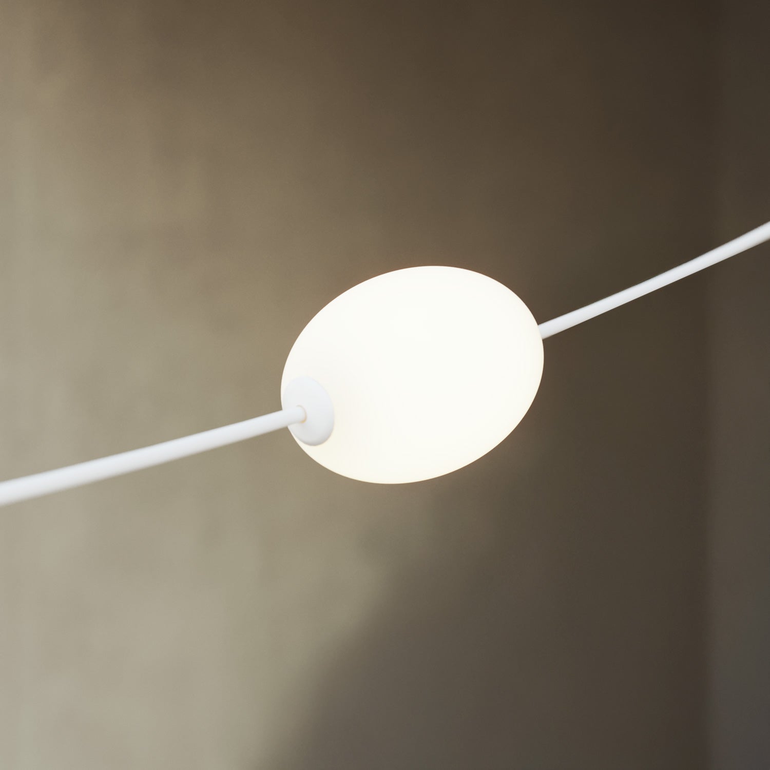 Catena luminosa reticolare 7 punti luce da esterno IP67 Bianco sabbia con spina UK - Marina GRID